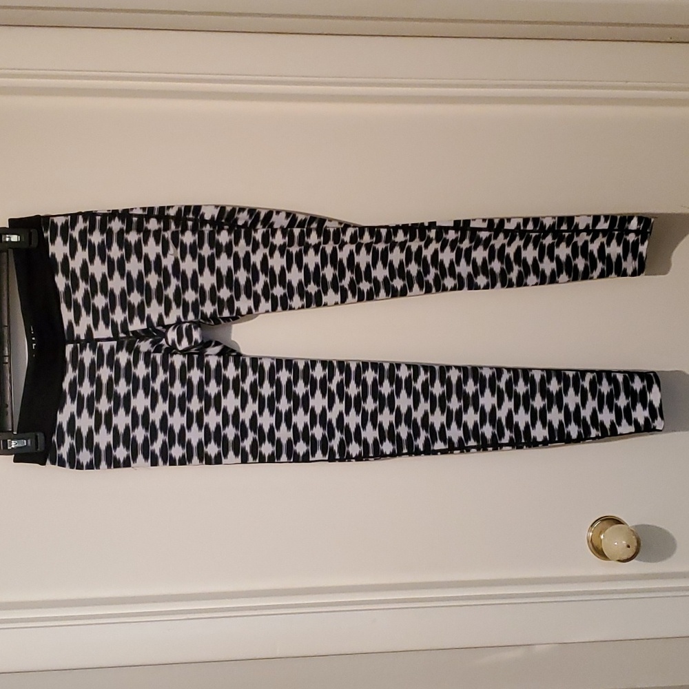 Nike Women's dri fit leggings size small.
